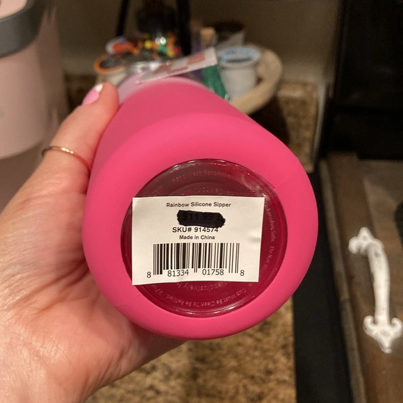 Dunkin Rainbow Pink Ombré Silicone & Acrylic Sipper Tumbler Straw Cup Bottle - Picture 5 of 9